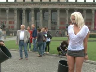 zur schau gestellt