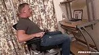 Pure xxx Films vollbusige blonde Milf melkt Schwanz
