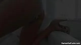 Blonde Schönheiten Samantha und dahlia ficken auf der Couch